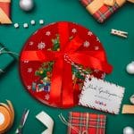 Χριστουγεννιάτικο κουτί με 4 στολίδια & σοκολατάκια - Image 7