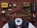 Μεταλλική χρυσή κρεμάστρα "Groom" - Image 5